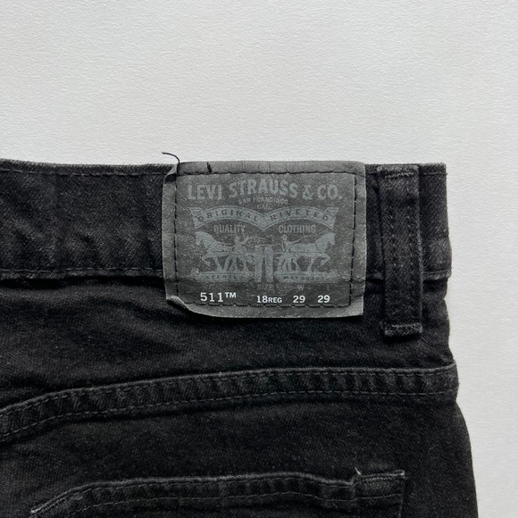 Levi 511 Youth Slim Fit Black Denim Jeans, Size 18 Regular - Picture 6 of 9